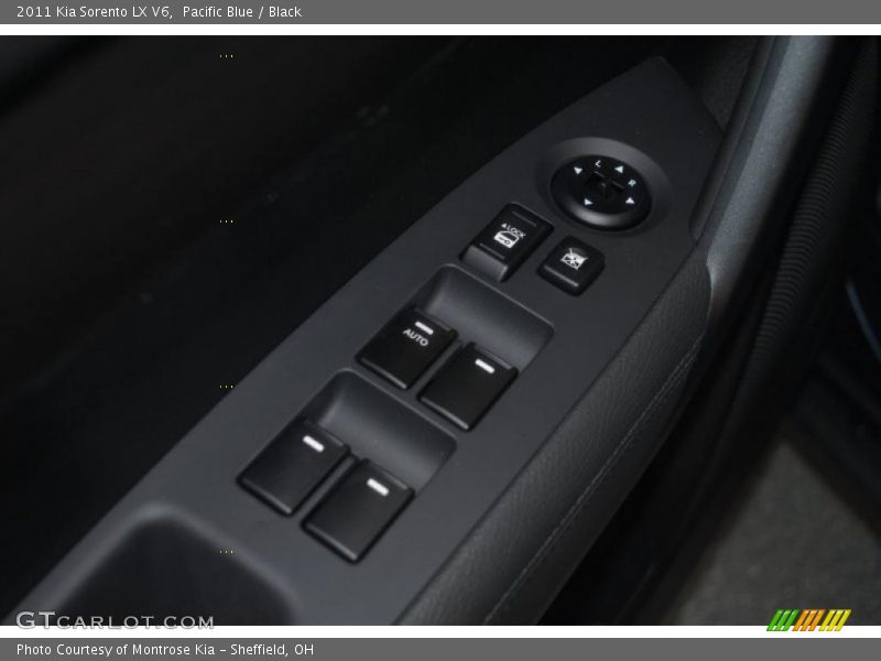 Pacific Blue / Black 2011 Kia Sorento LX V6