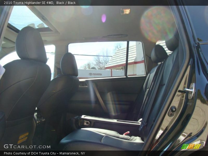 Black / Black 2010 Toyota Highlander SE 4WD