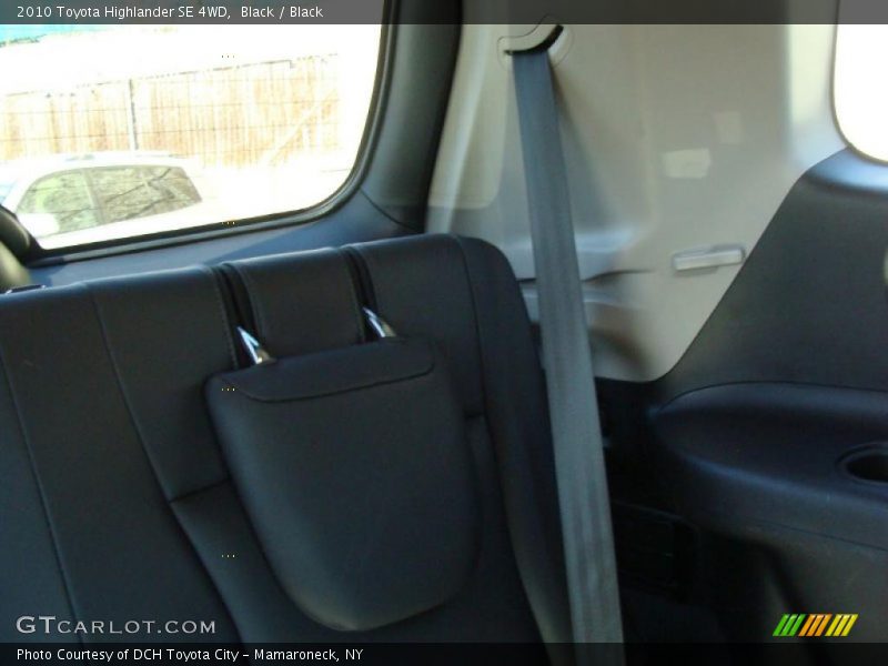 Black / Black 2010 Toyota Highlander SE 4WD