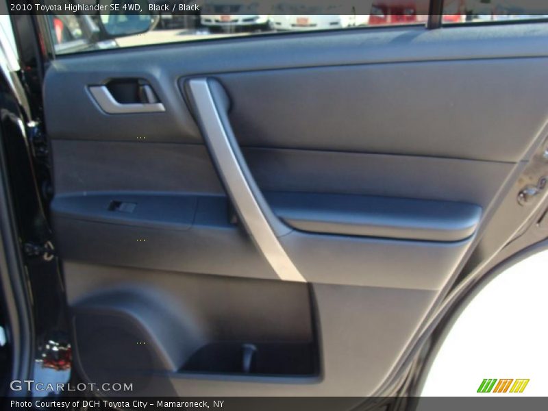 Black / Black 2010 Toyota Highlander SE 4WD