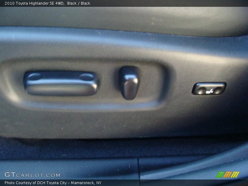 Black / Black 2010 Toyota Highlander SE 4WD
