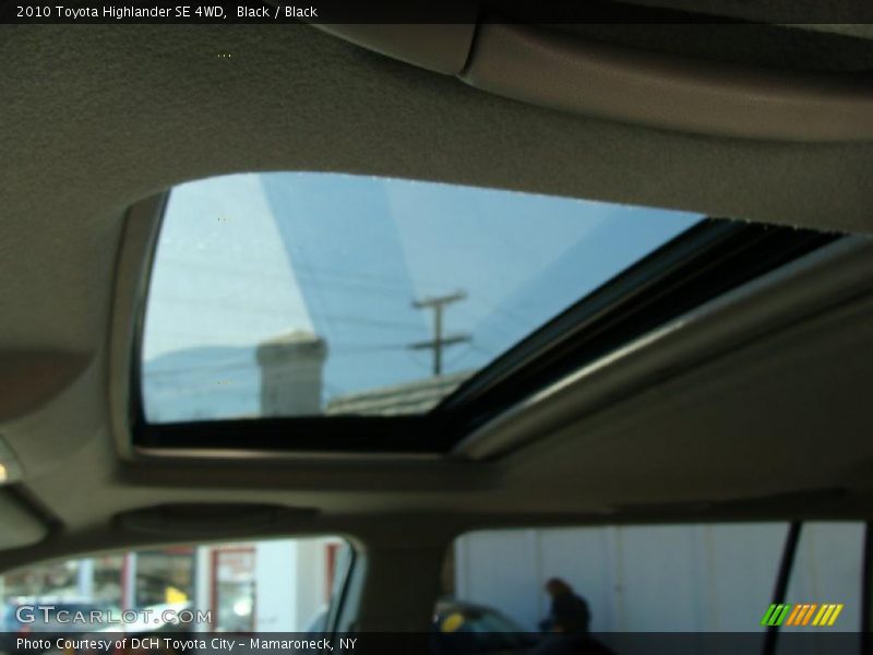 Black / Black 2010 Toyota Highlander SE 4WD