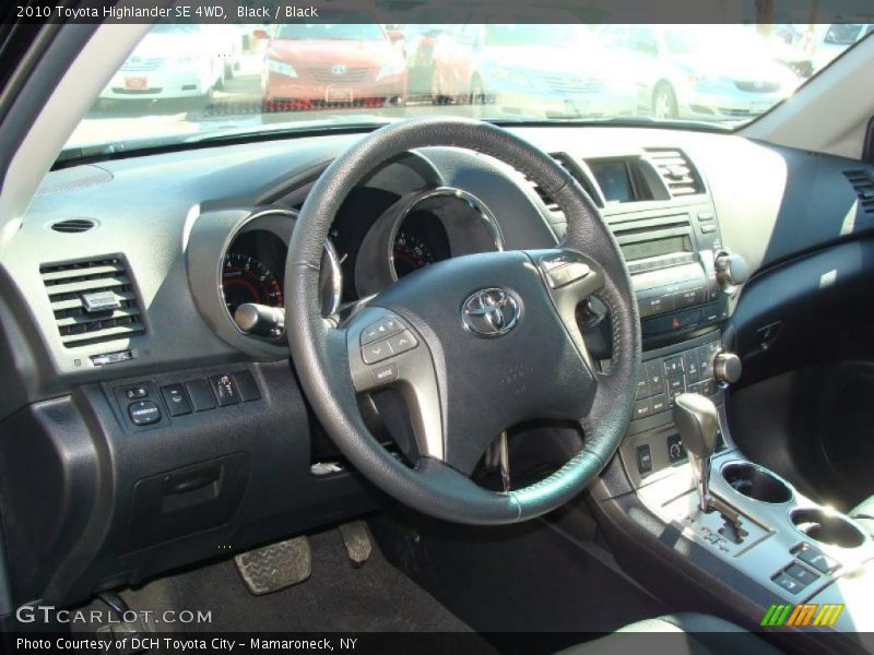 Black / Black 2010 Toyota Highlander SE 4WD