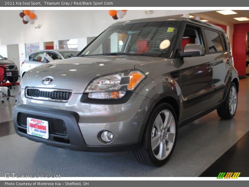 Titanium Gray / Red/Black Sport Cloth 2011 Kia Soul Sport