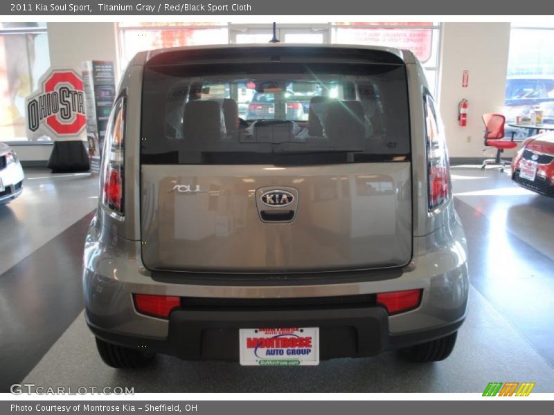 Titanium Gray / Red/Black Sport Cloth 2011 Kia Soul Sport