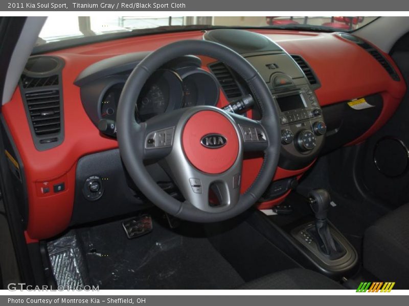 Titanium Gray / Red/Black Sport Cloth 2011 Kia Soul Sport