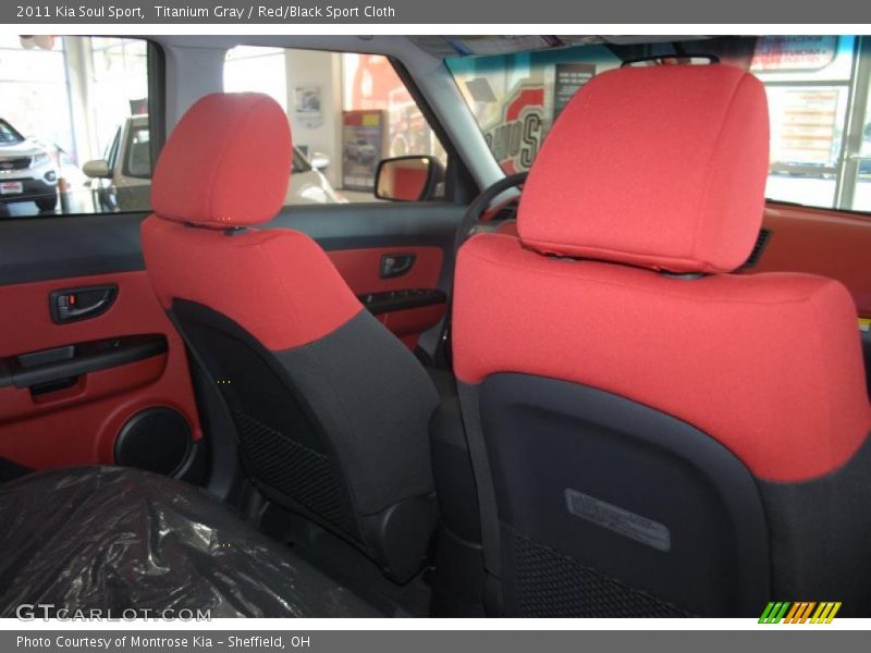 Titanium Gray / Red/Black Sport Cloth 2011 Kia Soul Sport