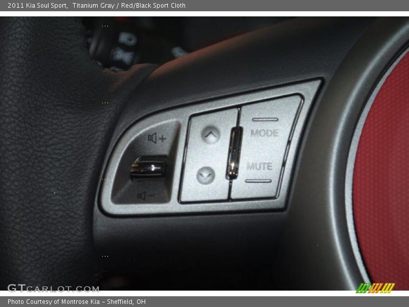 Titanium Gray / Red/Black Sport Cloth 2011 Kia Soul Sport