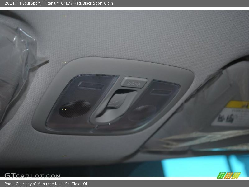 Titanium Gray / Red/Black Sport Cloth 2011 Kia Soul Sport