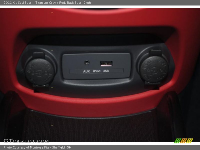 Titanium Gray / Red/Black Sport Cloth 2011 Kia Soul Sport