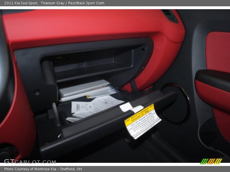 Titanium Gray / Red/Black Sport Cloth 2011 Kia Soul Sport