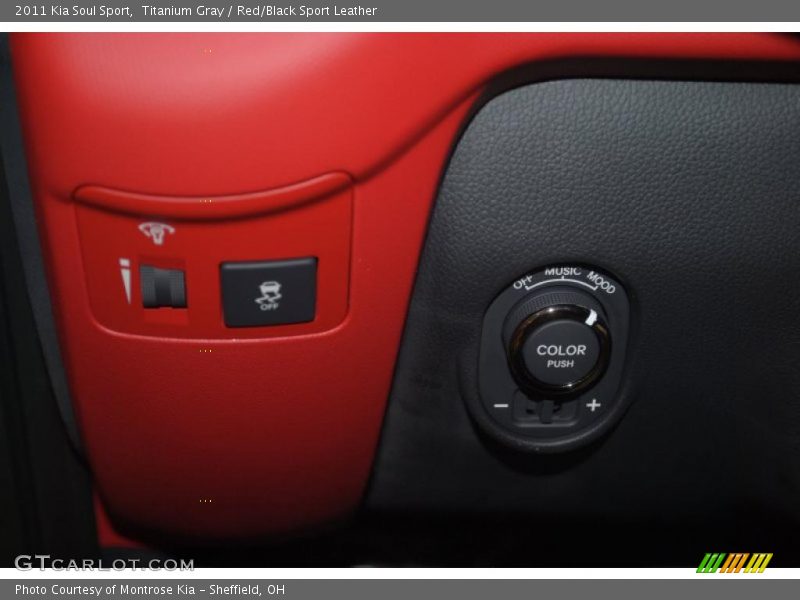 Titanium Gray / Red/Black Sport Leather 2011 Kia Soul Sport