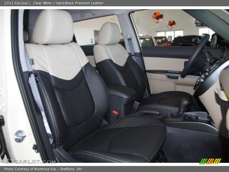 Clear White / Sand/Black Premium Leather 2011 Kia Soul !