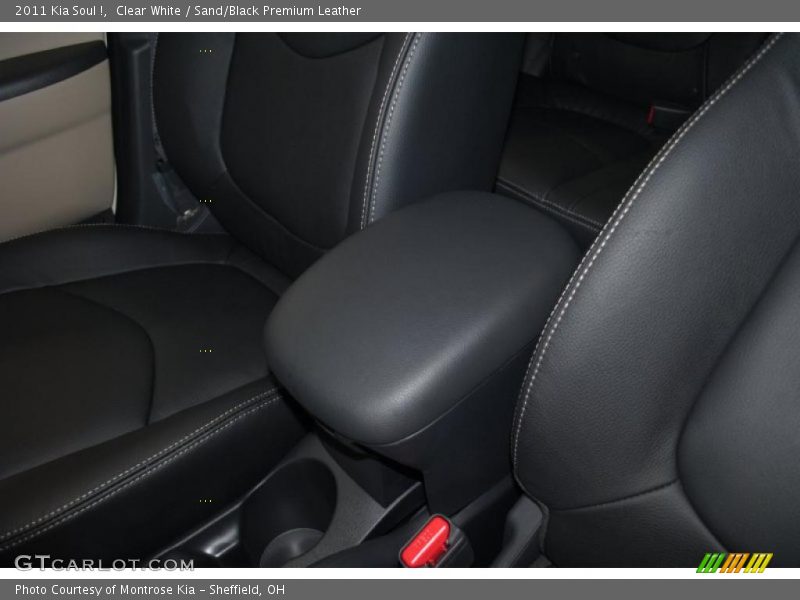 Clear White / Sand/Black Premium Leather 2011 Kia Soul !