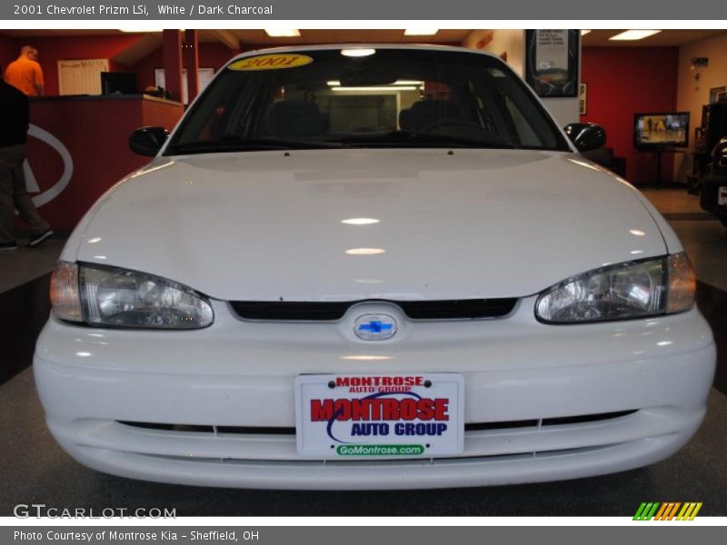White / Dark Charcoal 2001 Chevrolet Prizm LSi