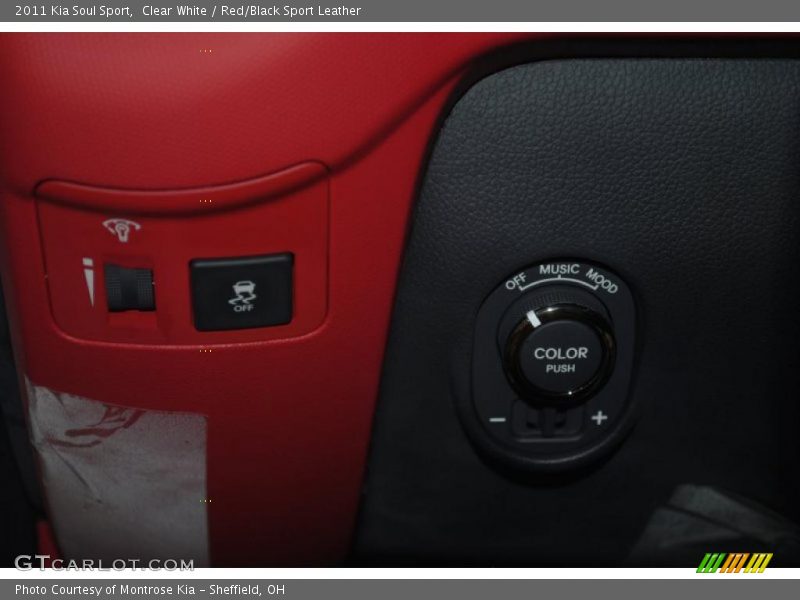 Clear White / Red/Black Sport Leather 2011 Kia Soul Sport
