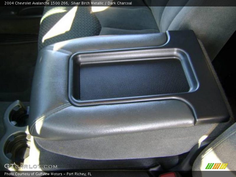 Silver Birch Metallic / Dark Charcoal 2004 Chevrolet Avalanche 1500 Z66
