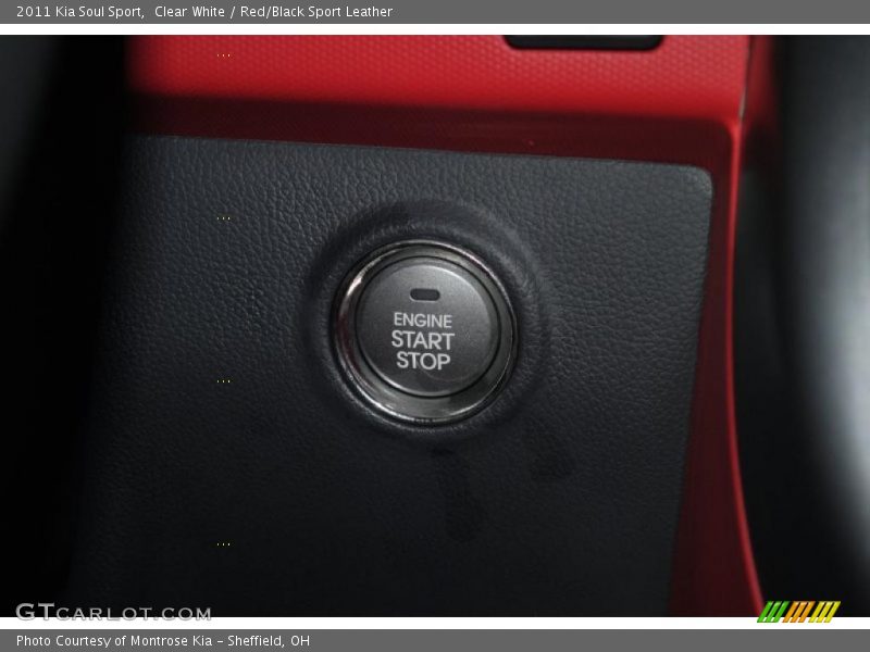Clear White / Red/Black Sport Leather 2011 Kia Soul Sport