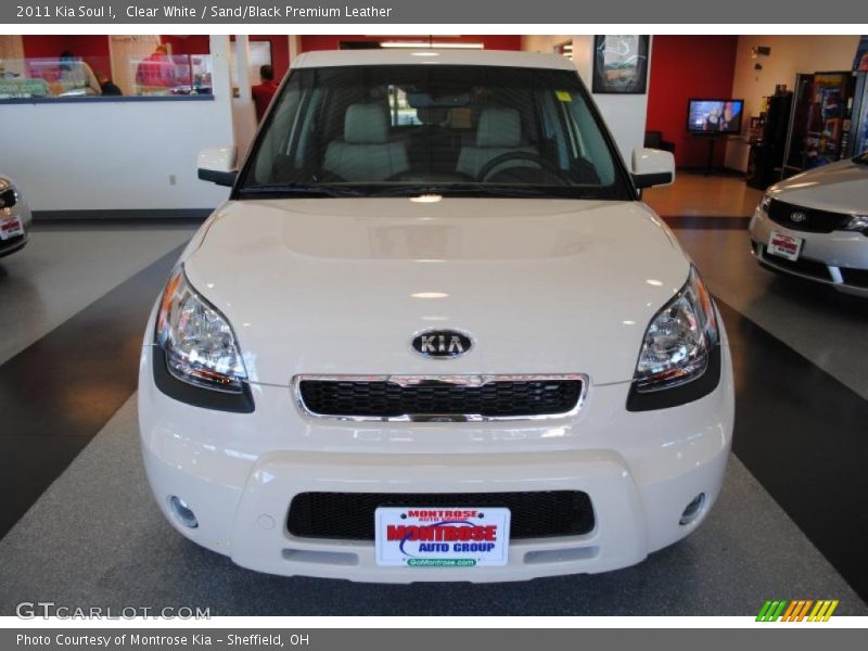 Clear White / Sand/Black Premium Leather 2011 Kia Soul !