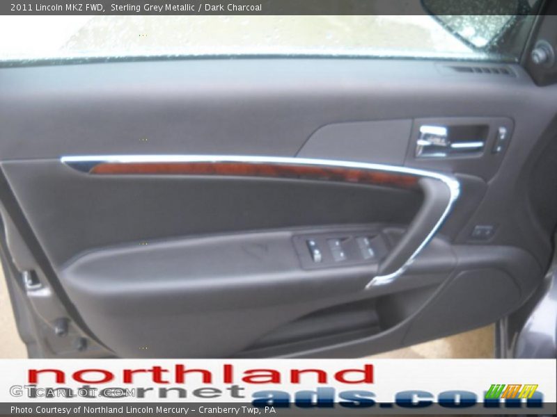 Sterling Grey Metallic / Dark Charcoal 2011 Lincoln MKZ FWD