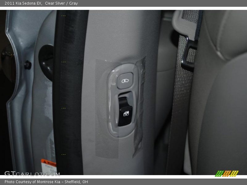 Clear Silver / Gray 2011 Kia Sedona EX