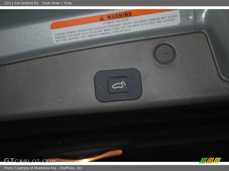Clear Silver / Gray 2011 Kia Sedona EX