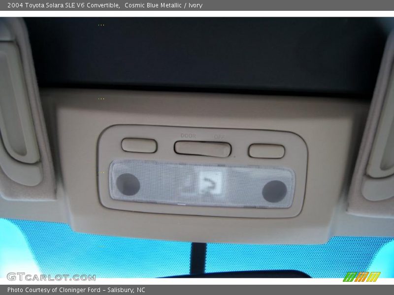 Cosmic Blue Metallic / Ivory 2004 Toyota Solara SLE V6 Convertible