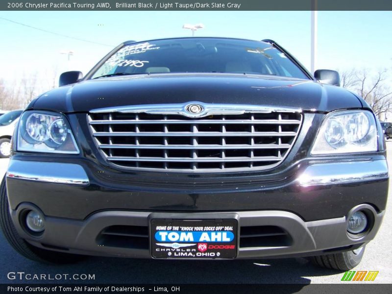 Brilliant Black / Light Taupe/Dark Slate Gray 2006 Chrysler Pacifica Touring AWD