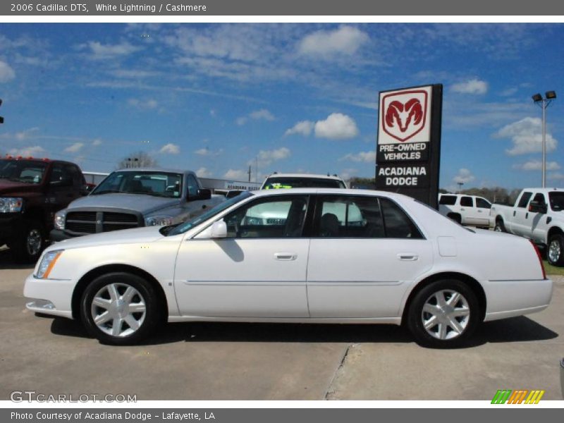 White Lightning / Cashmere 2006 Cadillac DTS