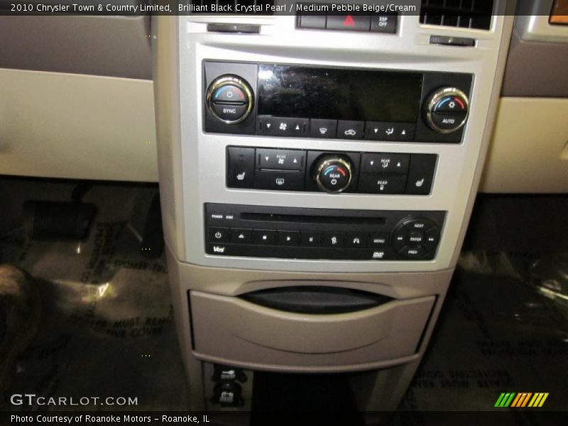 Controls of 2010 Town & Country Limited