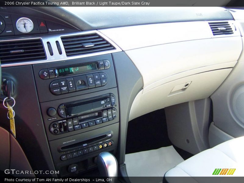 Brilliant Black / Light Taupe/Dark Slate Gray 2006 Chrysler Pacifica Touring AWD