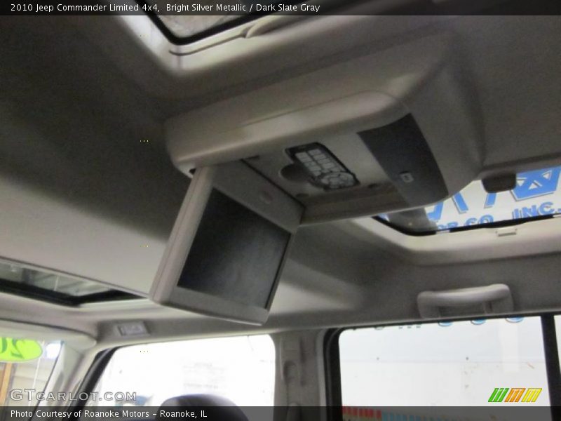 Bright Silver Metallic / Dark Slate Gray 2010 Jeep Commander Limited 4x4