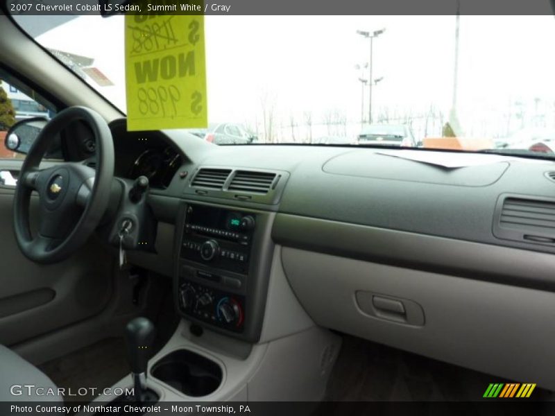 Summit White / Gray 2007 Chevrolet Cobalt LS Sedan