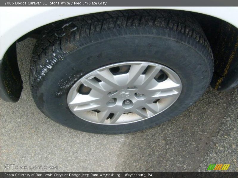 Stone White / Medium Slate Gray 2006 Dodge Caravan SE