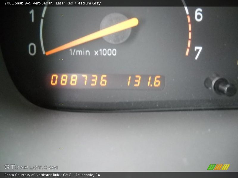 Laser Red / Medium Gray 2001 Saab 9-5 Aero Sedan