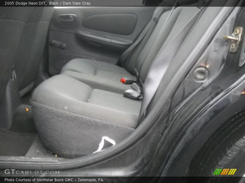 Black / Dark Slate Gray 2005 Dodge Neon SXT