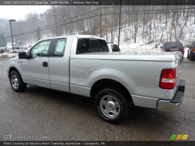 Silver Metallic / Medium Flint Grey 2005 Ford F150 XLT SuperCab