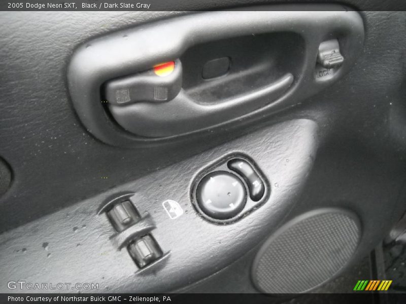 Black / Dark Slate Gray 2005 Dodge Neon SXT