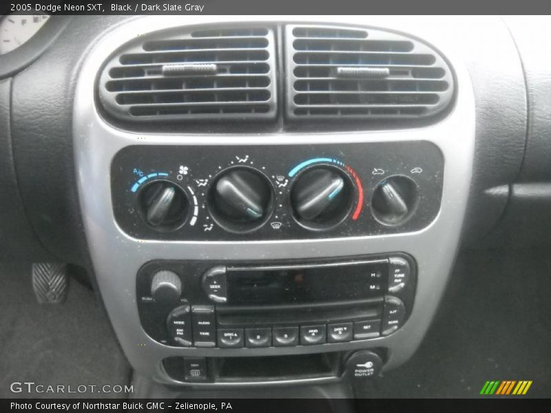 Black / Dark Slate Gray 2005 Dodge Neon SXT