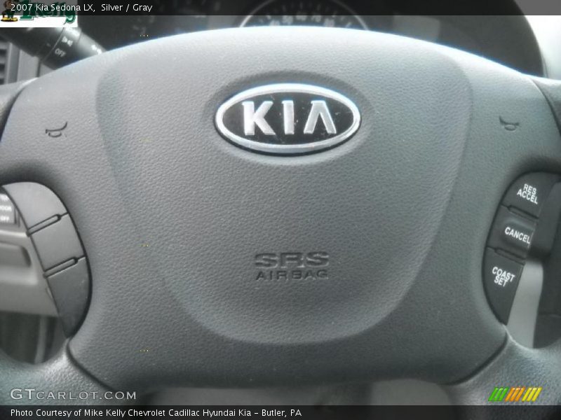 Silver / Gray 2007 Kia Sedona LX