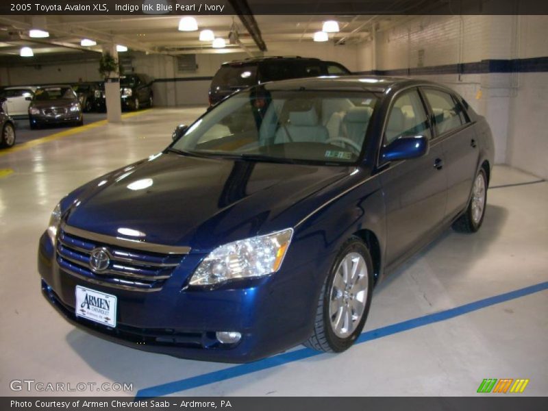 Indigo Ink Blue Pearl / Ivory 2005 Toyota Avalon XLS