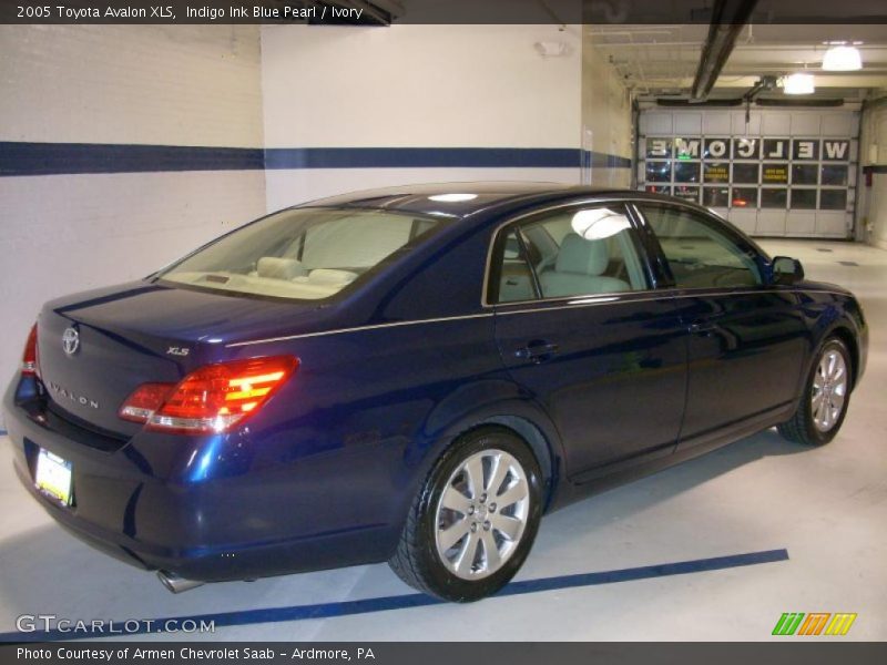 Indigo Ink Blue Pearl / Ivory 2005 Toyota Avalon XLS