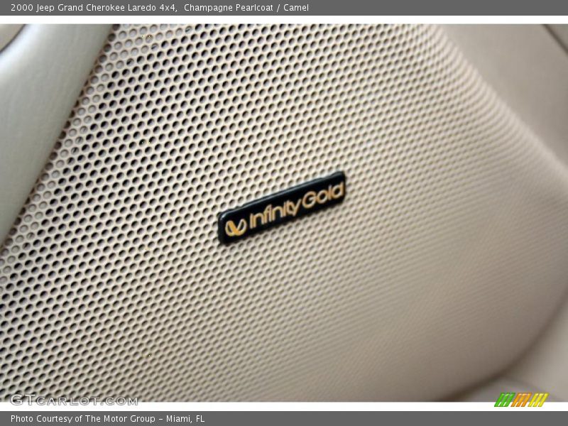 Champagne Pearlcoat / Camel 2000 Jeep Grand Cherokee Laredo 4x4