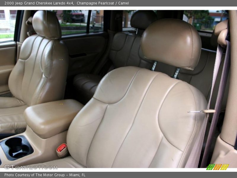 Champagne Pearlcoat / Camel 2000 Jeep Grand Cherokee Laredo 4x4