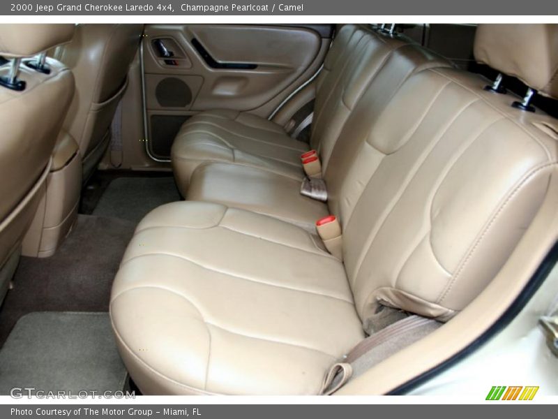  2000 Grand Cherokee Laredo 4x4 Camel Interior