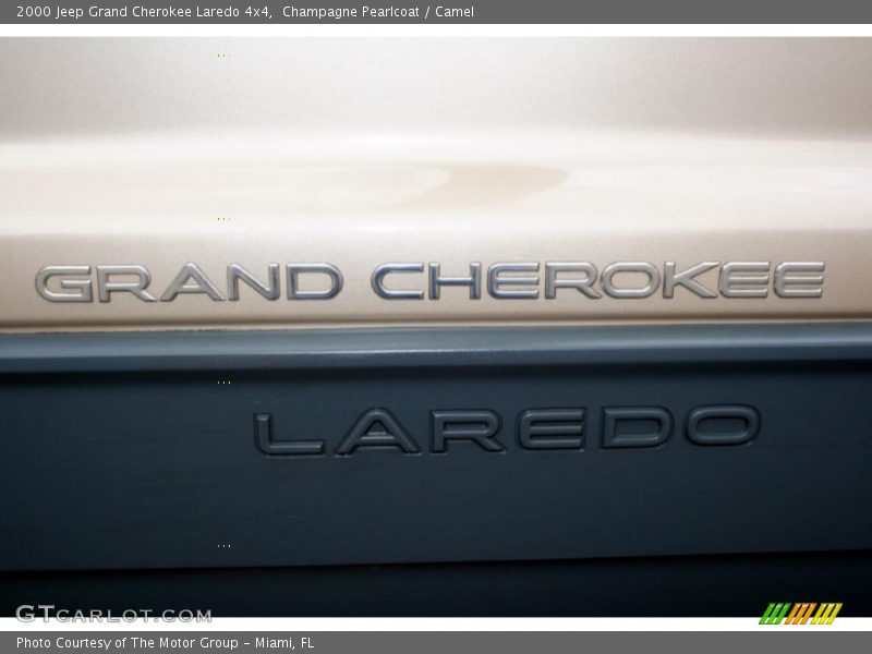  2000 Grand Cherokee Laredo 4x4 Logo