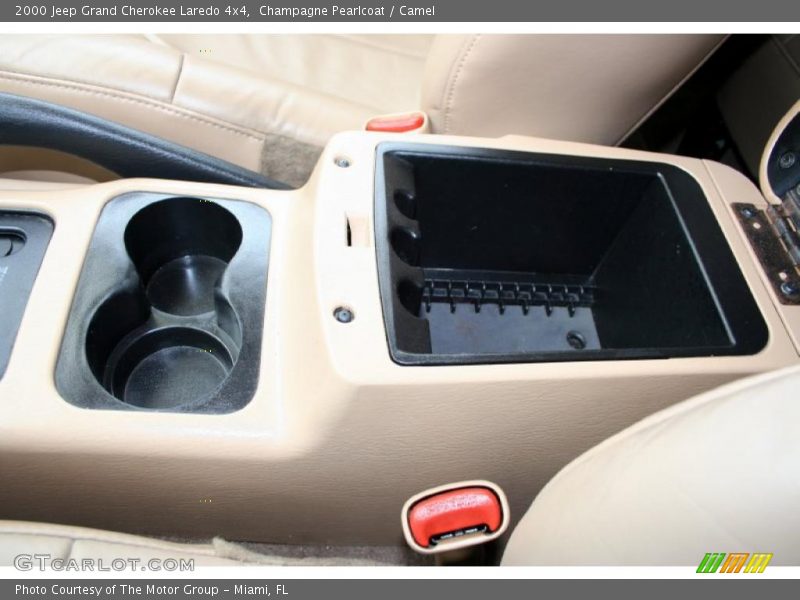 Champagne Pearlcoat / Camel 2000 Jeep Grand Cherokee Laredo 4x4