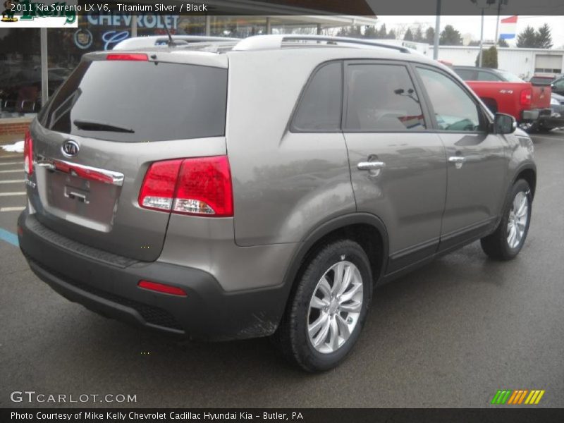 Titanium Silver / Black 2011 Kia Sorento LX V6