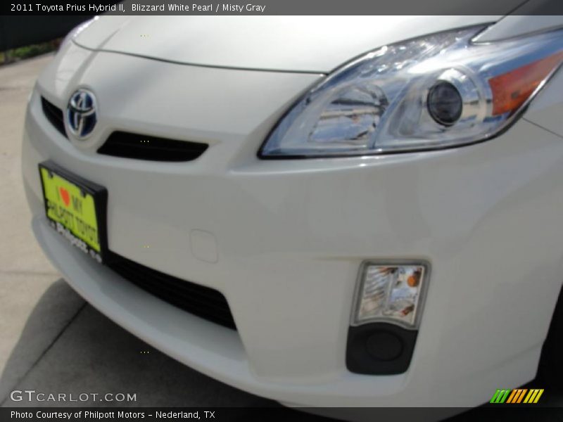 Blizzard White Pearl / Misty Gray 2011 Toyota Prius Hybrid II