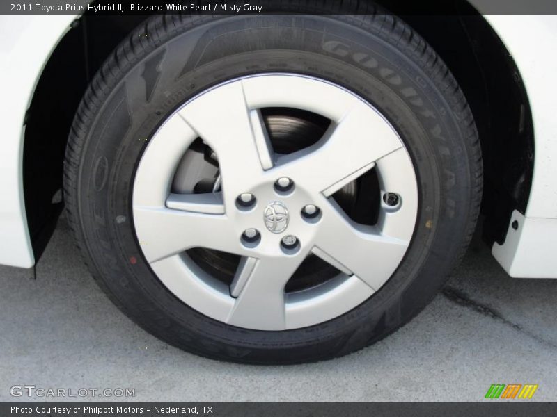 Blizzard White Pearl / Misty Gray 2011 Toyota Prius Hybrid II